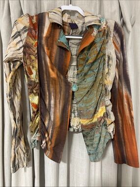 Vintage Legatte jeans Avant Garde jacket/top with one button closure
